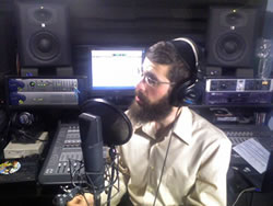 Chony Zuker in studio
